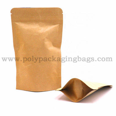 O café biodegradável está acima do malote do papel de embalagem com reforço inferior
