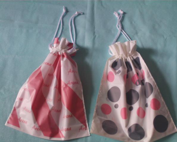 Sacos de plástico relativos à promoção do cordão do roupa de banho com cordas dobro